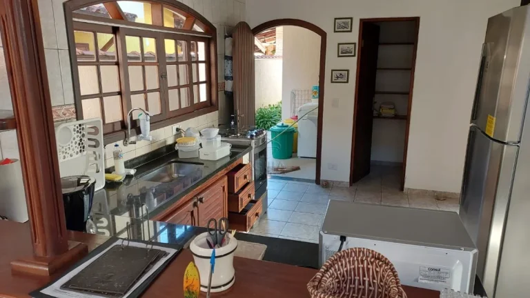 Imagem Casa a venda em condomínio no Horto com 4 suítes