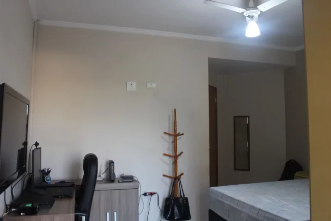 Imagem SOBRADO PADRÃO COM 3 DORMITÓRIOS NA VILA CLARICE EM SANTO ANDRE