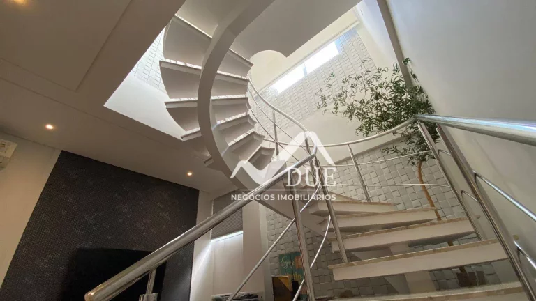 Imagem Cobertura com 3 dormitórios à venda, 191 m² por R$ 2.600.000,00 - Embaré - Santos/SP