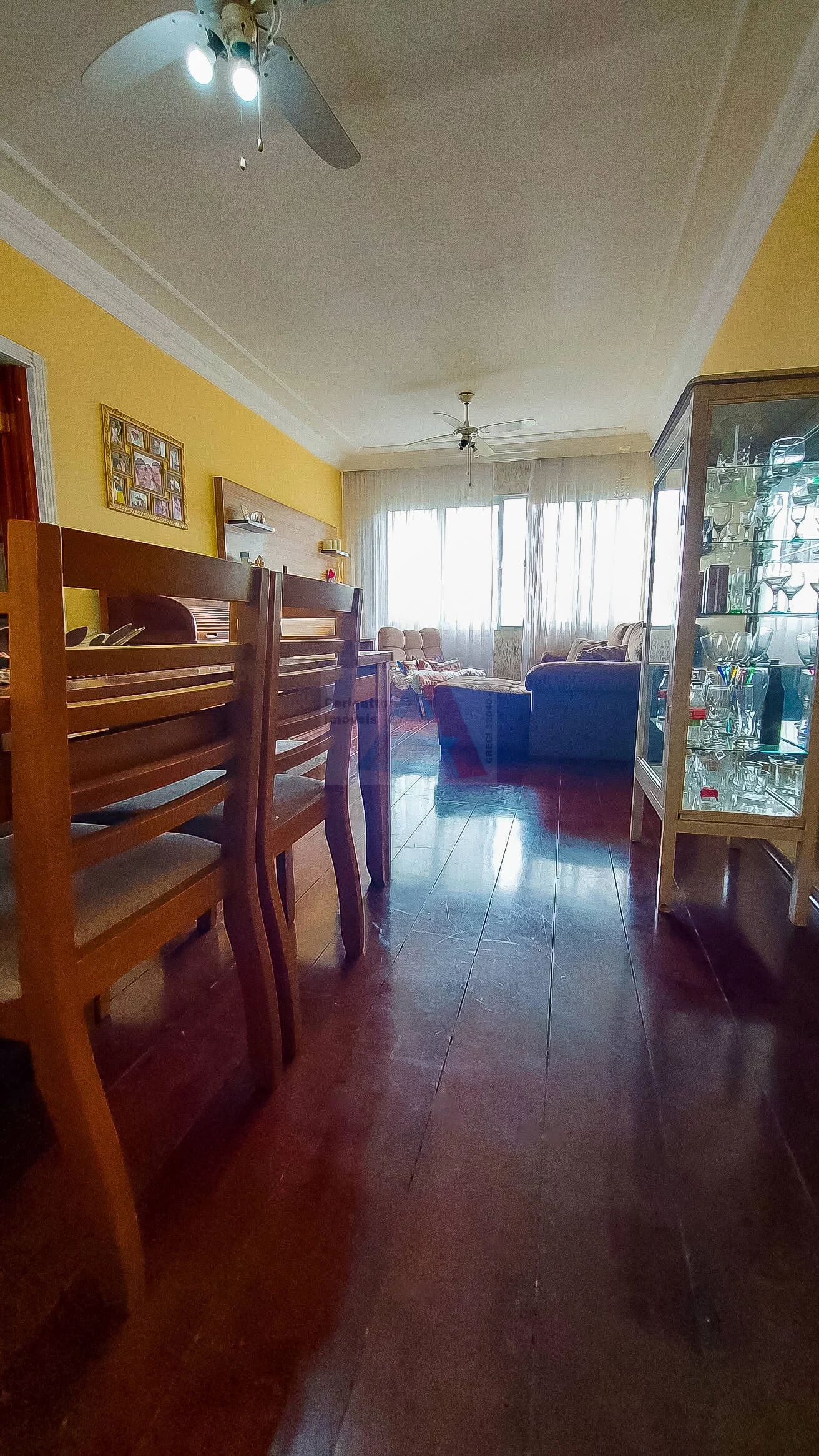 Imagem Agradável e amplo apartamento de 3 dormitórios
