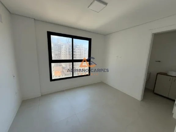 Imagem Seu Duo Suíte na quadra mar na Praia de Gravatá, Navegantes - Residencial Michelangelo. 02 suítes, ampla área interna, vista mar permanente