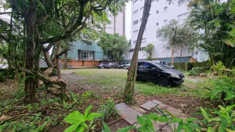 Imagem Terreno à venda, 800 m² - Pitangueiras - Guarujá/SP