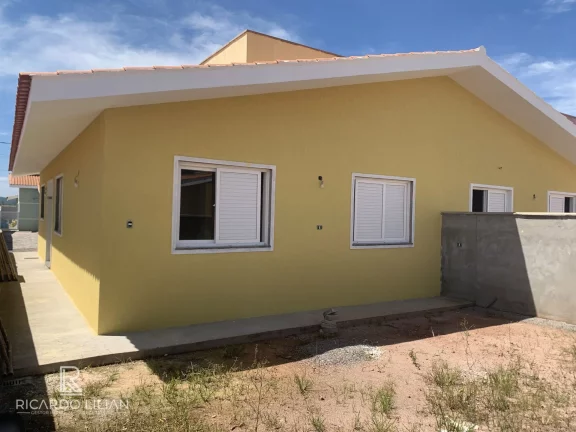 Imagem Casa terrea em condominio com 3 dorms e duas vagas na cidade de Bom Jesus dos Perdões