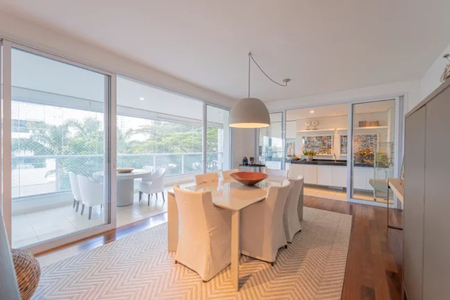 Imagem Apartamento com 3 Quartos à Venda, 233 m² em Campo Belo - São Paulo
