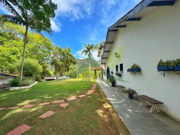 Imagem Sítio Exclusivo à Venda em Piracaia Conforto, Lazer e com Potencial