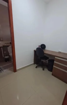 Imagem Casa em Condomínio para Venda em Cuiabá / MT no bairro Jardim Imperial