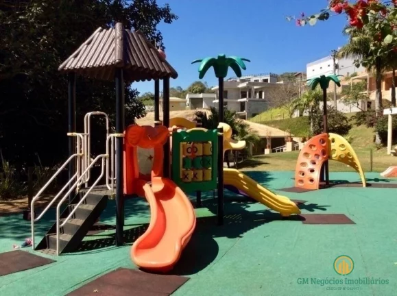 Imagem Ótimo terreno em aclive com 700m2 no condominio Reserva Vale Verde