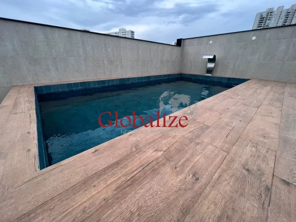 Imagem CASA À VENDA COM 3 DORMITÓRIOS, 3 SUÍTES E 2 VAGAS DE GARAGEM NO BAIRRO DA VILA BELMIRO EM SANTOS POR R$ 2.300.000,00.