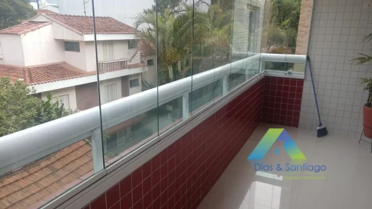 Imagem Linda cobertura tríplex com 3 dormitórios, 2 vagas, área gourmet com excelente localização e valor!