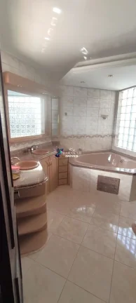 Imagem Casa à venda no bairro Jardim Itu - Porto Alegre/RS