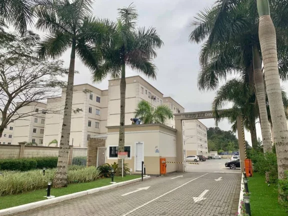 Apartamento para locação semimobiliado no bairro Vila Nova, Joinville/SC