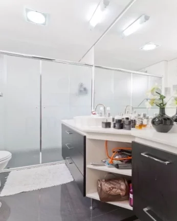 Imagem Apartamento com 3 suítes e 3 vagas à venda na Vila Romana, 188 m2