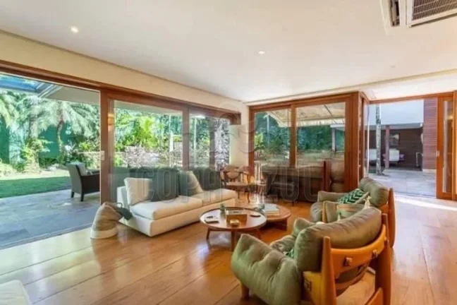 Imagem Jardim Botânico – Rua Peri | Residencial › Casa 4 quarto(s) à Venda