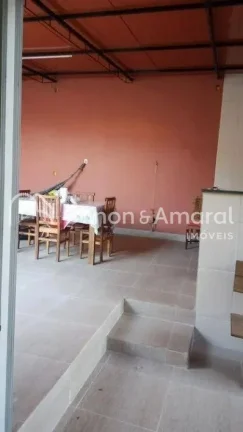 Imagem Casa térrea à venda, com acabamento de excelente qualidade!

O imóvel conta com 3 dormitórios, s...