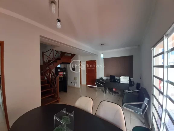 Imagem Lindo Sobrado no Bairro Margarida.!!