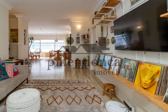 Imagem Apartamento venda Avenida Higienopolis com 3 quartos ( 1 sui­te ) e 1 vaga, 186 m2