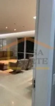 Imagem Apartamento de 142m², com 3 dormitórios sendo 3 suítes, sala ampla com ótima iluminação, cozin...