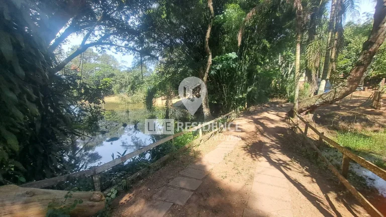 Imagem Sítio com Lagos a venda em excelente localização em Itatiba
