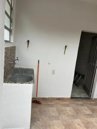 Imagem Casa para Venda em Rio de Janeiro, Campo Grande, 2 dormitórios, 1 suíte, 2 banheiros, 3 vagas