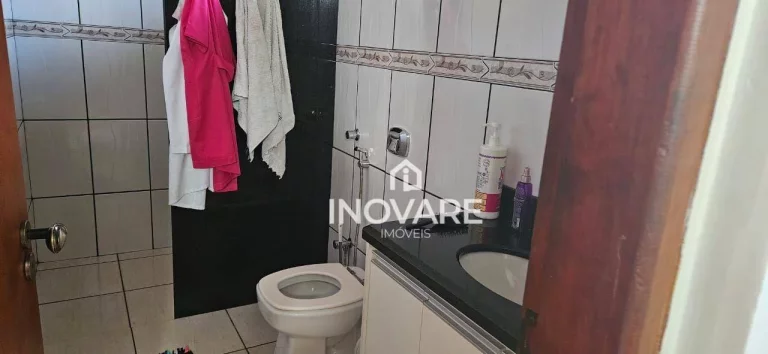 Imagem Casa com 3 dormitórios à venda, 170 m² por R$ 550.000 - Setor Bela Vista - Itumbiara/GO