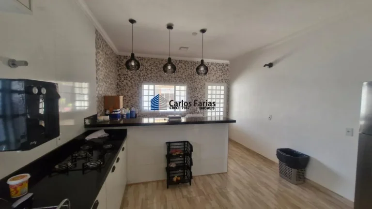 Imagem Casa em Condomínio para Venda em Brasília, Setor Habitacional Jardim Botânico, 3 dormitórios, 1 suíte, 3 banheiros, 4 vagas
