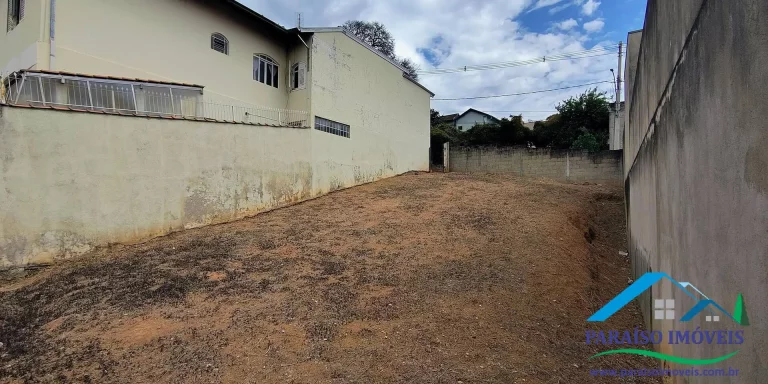 Imagem Oportunidade Única: Terreno no Centro de Paraisópolis