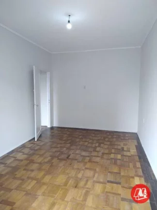 Imagem Sobrado com 3 dormitórios para alugar, 144 m² por R$ 2.023,00/mês - São João - Porto Alegre/RS
