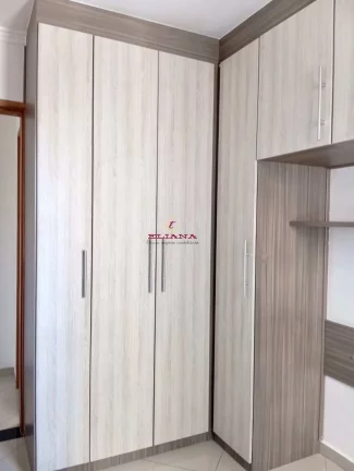 Imagem Apartamento à venda em São Paulo, Vila Cruz das Almas, com 2 quartos, 50m²
