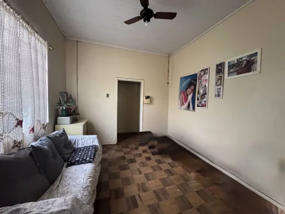 Imagem Casa 140m2, 3 Quartos, Av. Senador Salgado Filho, Centro de Esteio-RS