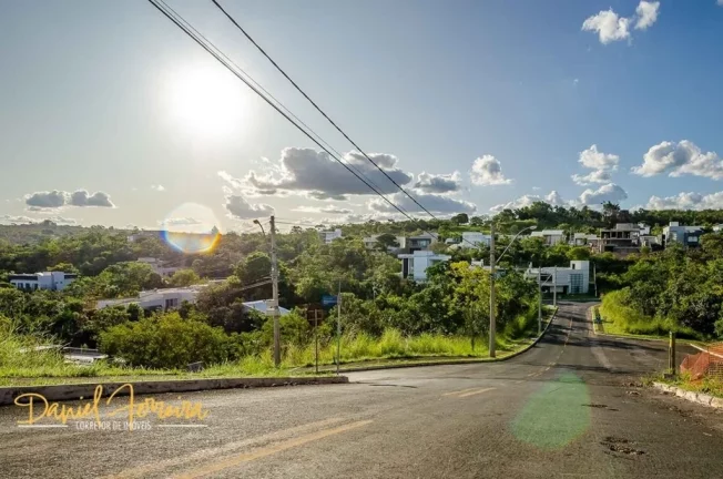 Imagem Lote à venda na parte alta do condomínio Santa Monica