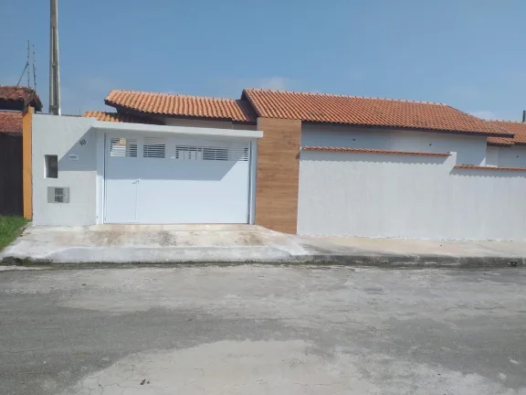 Imagem Casa para Venda em Itanhaém, Tupy, 3 dormitórios, 1 suíte, 1 banheiro, 2 vagas