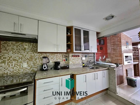 Imagem Apartamento de Alto Padrão à Venda na Av. Beira-Mar , Praia do Morro, Guarapari