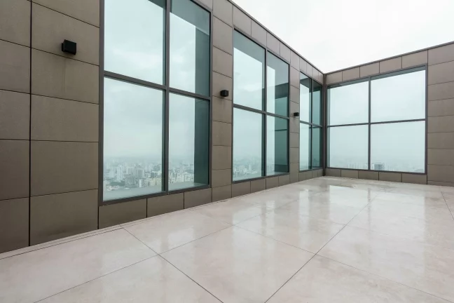Imagem Cobertura Duplex Tatuapé - 593,24 m² - 4 Suítes - 1 Máster - Terraço Gourmet - 7 banheiros - 8 Vagas - Depósito - Piscina e ofurô