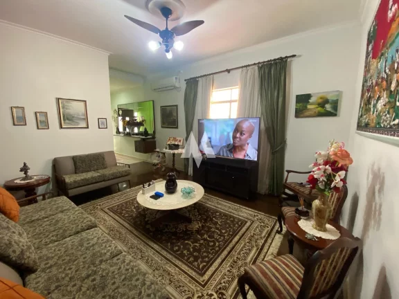 Imagem Casa com 8 quartos e 11 banheiros em Santos