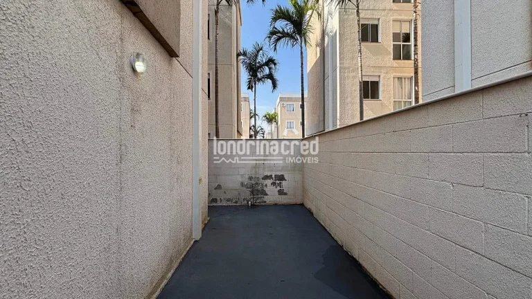 Imagem Apartamento no Spazio La Traviata em Londrina, 47m², 2 dormitórios, 1 banheiro, sala, cozinha e 1 vaga de garagem em condomínio seguro e bem localizado