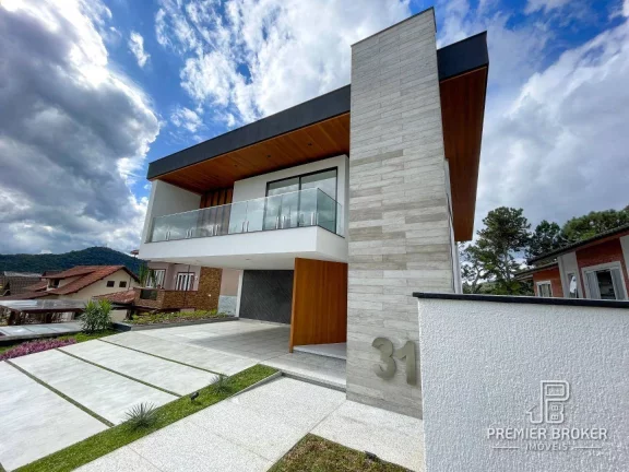Imagem Casa à venda, 330 m² por R$ 4.900.000,00 - Várzea - Teresópolis/RJ