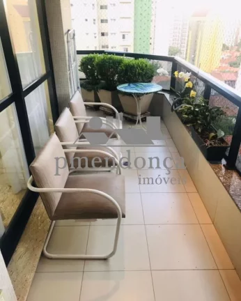Imagem Apartamento reformado em Perdizes com 4 quartos (2 suítes) e 3 vagas