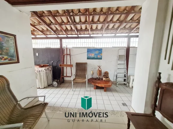 Imagem Apartamento espaçoso a venda de 3 quartos com suíte e área lateral na Praia do Morro em Guarapari