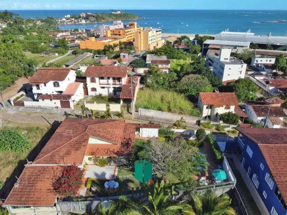 Imagem Linda casa com piscina, jardim e 902m² de terreno a venda na Enseada Verde - Guarapari