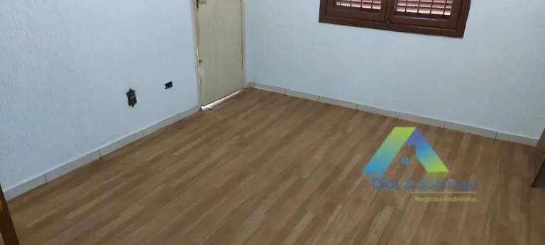 Imagem JARDIM MARISTELA Sobrado 135M², 3 dormitórios, 2 vagas com ótima localização e valor !!!