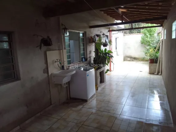 Imagem Casa à Venda