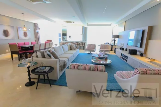 Imagem Frente ao Mar para Venda em Balneário Camboriú / SC no bairro Centro