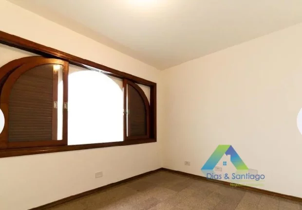 Imagem Linda casa com 638m² no coração do Brooklin.