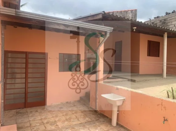 Imagem Venda de casa no Jardim Santa Lúcia, Campinas. 3 dormitórios com ventilador, sala com ventilador, 2 banheiros sendo 1 com box, 2 cozinhas sendo 1 com