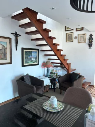 Imagem Cobertura com 3 dormitórios à venda, 160 m² por R$ 1.200.000 - Braga - Cabo Frio/RJ