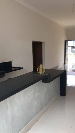 Imagem Casa térrea com 3 suítes e piscina no condomínio Vila RomanaVila Romana