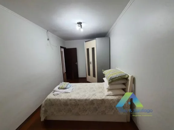 Imagem RUDGE RAMOS Excelente casa térrea , 141 metros 3 dormitórios, espaço gourmet, 3 vagas com ótima localização e valor !!
