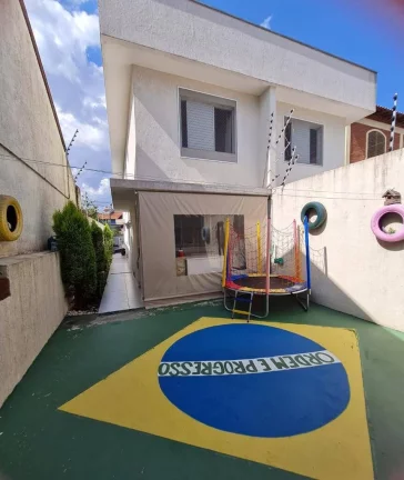 Imagem Sobrado semi geminado 98 m², 3 dorm / 1 suíte, gourmet, ótima localização!