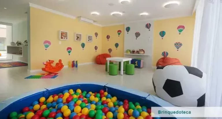 Imagem Apartamento garden com 3 dormitórios sendo 1 suíte e 3 vagas de garagem Nações Balneário Camboriú