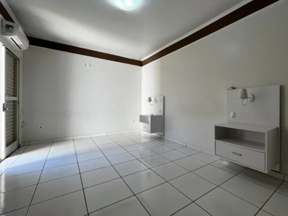 Imagem Casa tipo para venda em Residencial José de Carlos com 3 quartos, sendo 1 suíte, 170m2